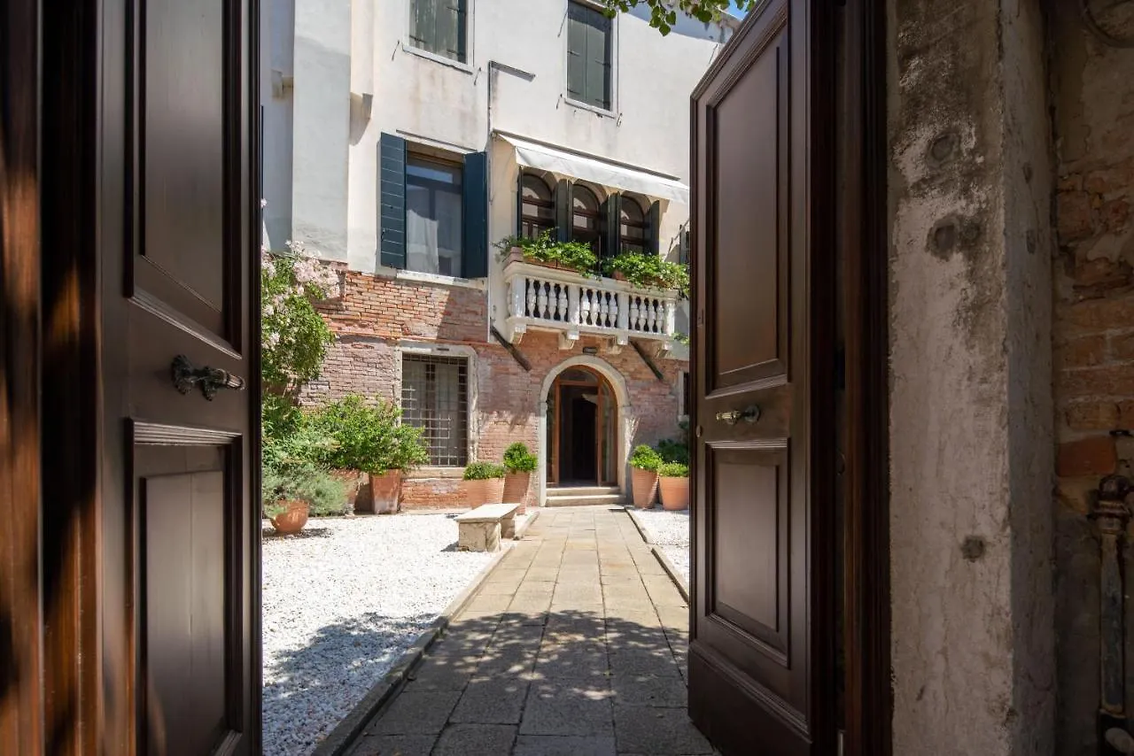 Canal View Residence Venedig Italien