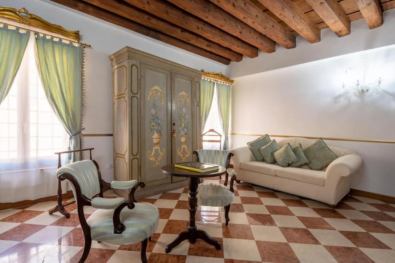 Apartment Canal View Residence Venedig Italien